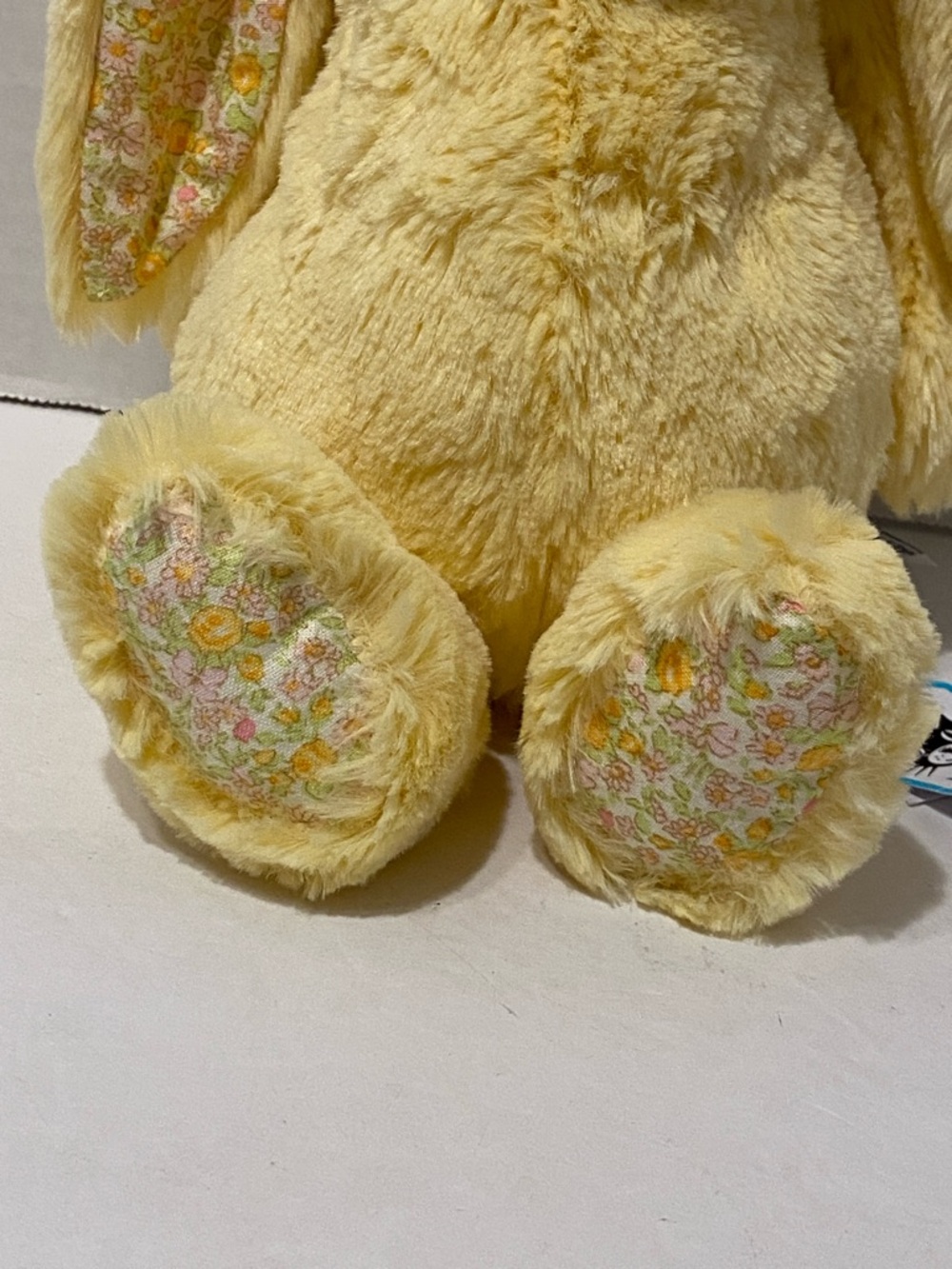 Jellycat Blossom Lemon Bunny Retired yellow plush, floral-patterned ear lining - Picture 6 of 10